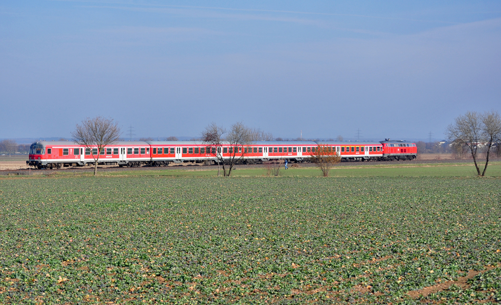 218 208-7 in der  Pampas  zwischen Odendorf und Rheinbach - 17.02.2011