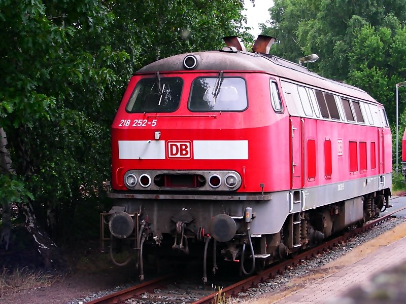 218 252 in Bremen-Seebaldsbrck am 21.06.07

das Foto wurde gemacht ohne jegliches Feindgebiet zu betreten