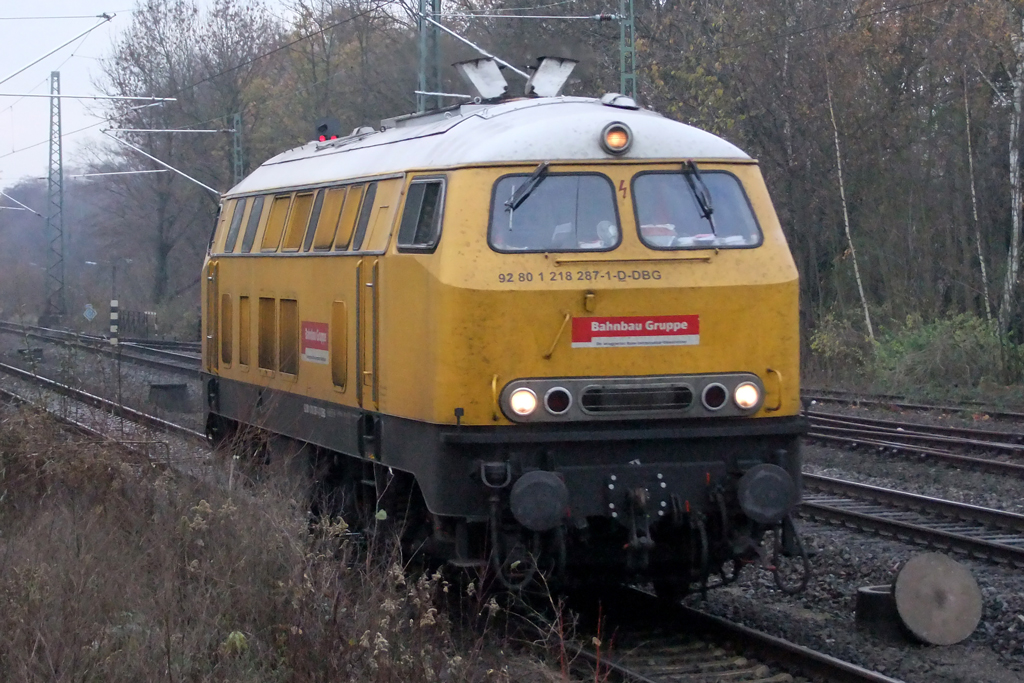 218 287-1 auf der Hamm-Osterfelder Strecke in Recklinghausen-Suderwich 22.11.2011