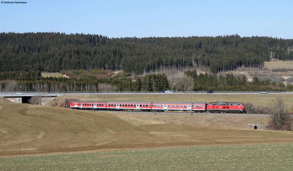 218 326-7 mit dem RE 22311 (Rottweil-Neustadt(Schwarzw) bei Unadingen 10.3.12