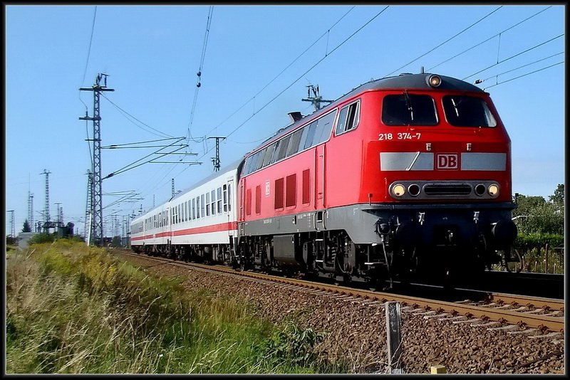 218 374-7 mit IC1814 unterwegs nach Heringsdorf.  Stralsund am 22.08.09 