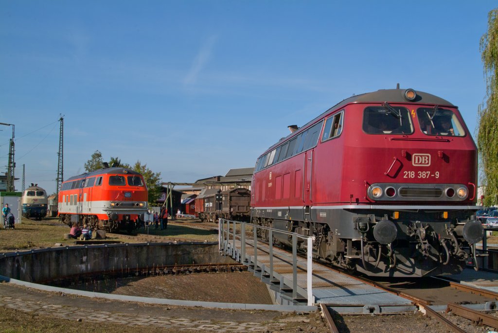218 387, 218 137 und 217 014 am 30.09.2012 in Koblenz-L�tzel