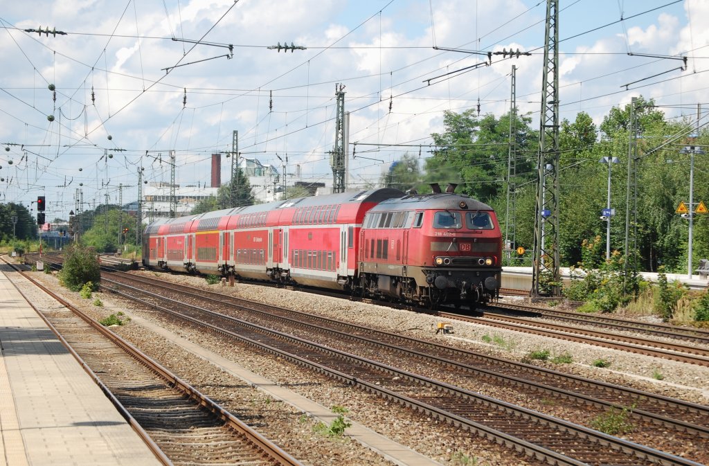 218 402 mit einer RB nach Mhldorf am 09.08.2010 am Heimeranplatz in Mnchen