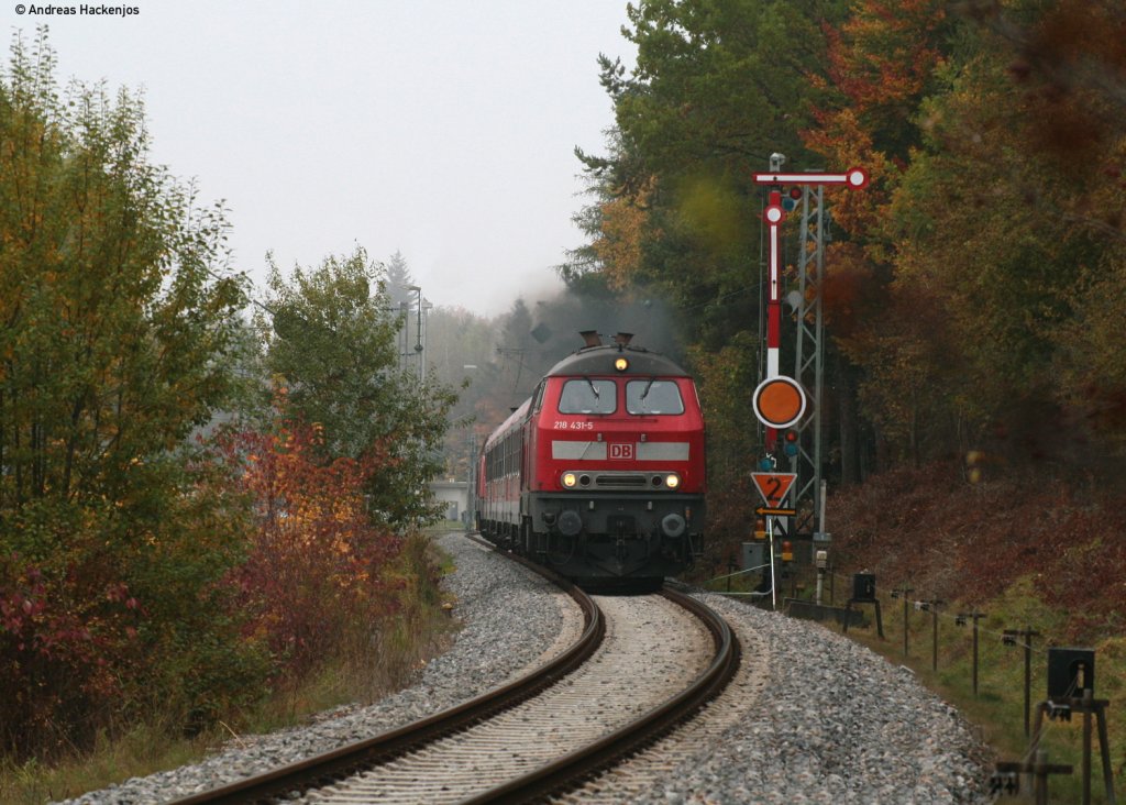 218 431-5 und 438-0 mit dem RE 22304 (Neustadt(Schwarzw)-Rottweil) am Esig Villingen 9.10.10