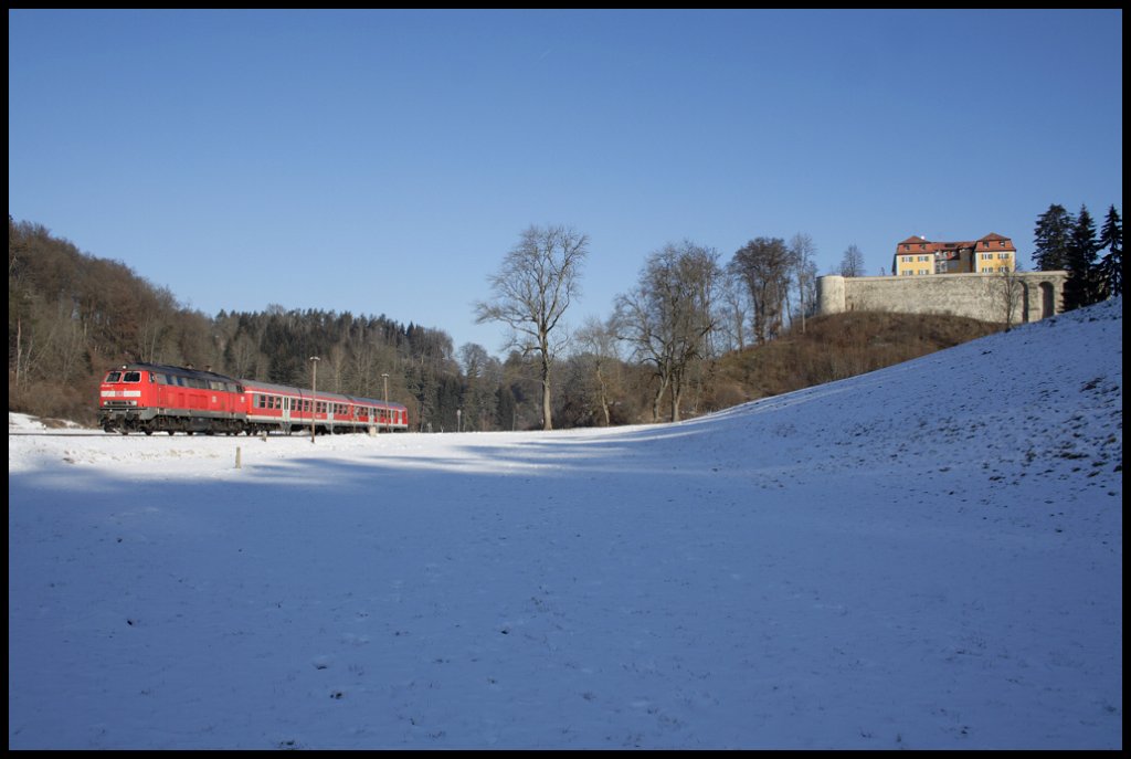 218 432-3 mit dem Wintermrchen-Express zwischen Grafeneck und Marbach, 05.02.12