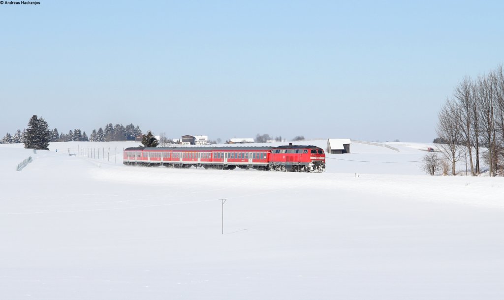 218 460-4 mit der RE 57508 (Mnchen Hbf-Fssen) bei Seeg 10.2.13