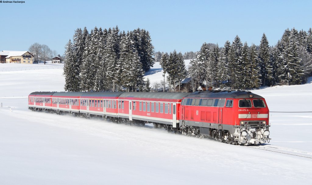 218 472-8 mit dem RE 57506 (Mnchen Hbf-Fssen) bei Hopferau 10.2.13