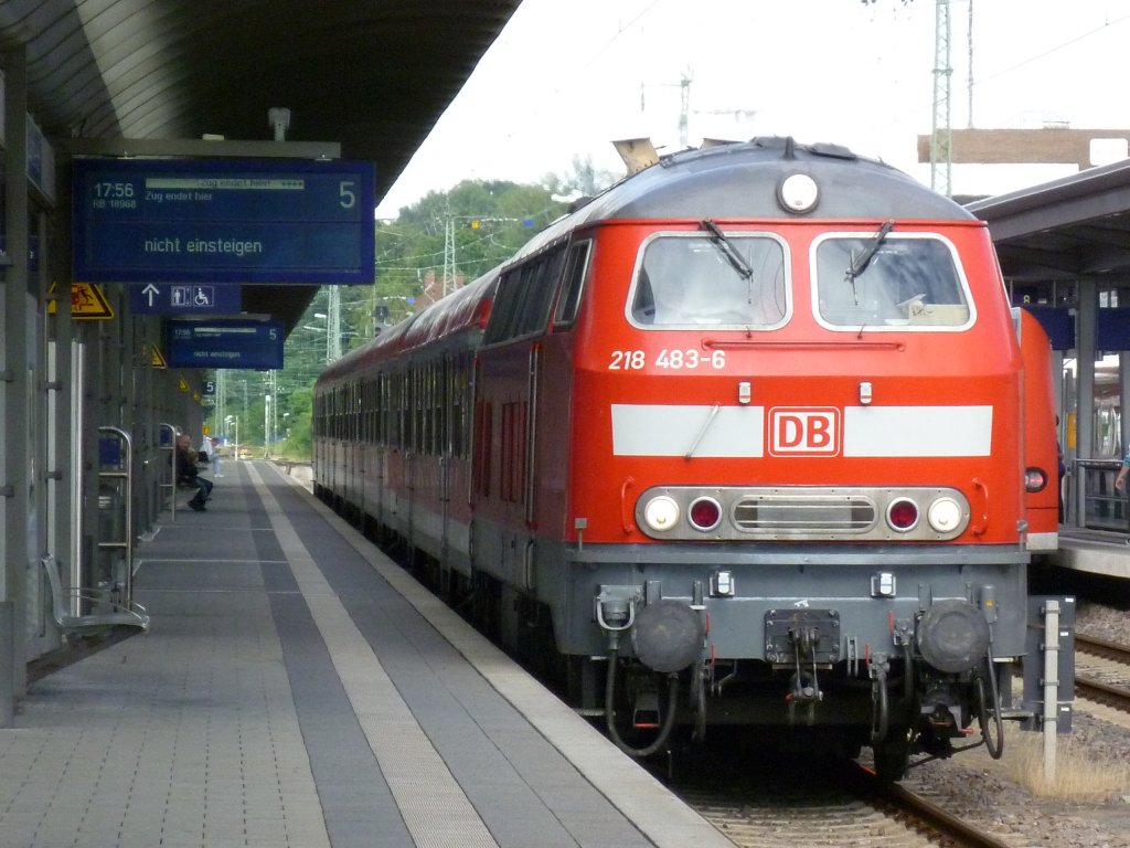 218-483 hat Ende Juli 2010 mit der RB 18968 von Ludwigshafen (Rhein) BASF Nord das Ziel Kaiserslautern Hbf erreicht.