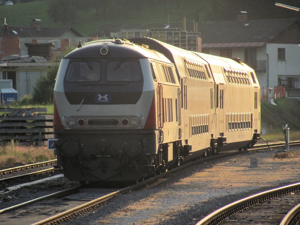 218.256 wartet am Abend des 20.08.2011 auf Ihren nchsten Einsatz am Montag als R4358