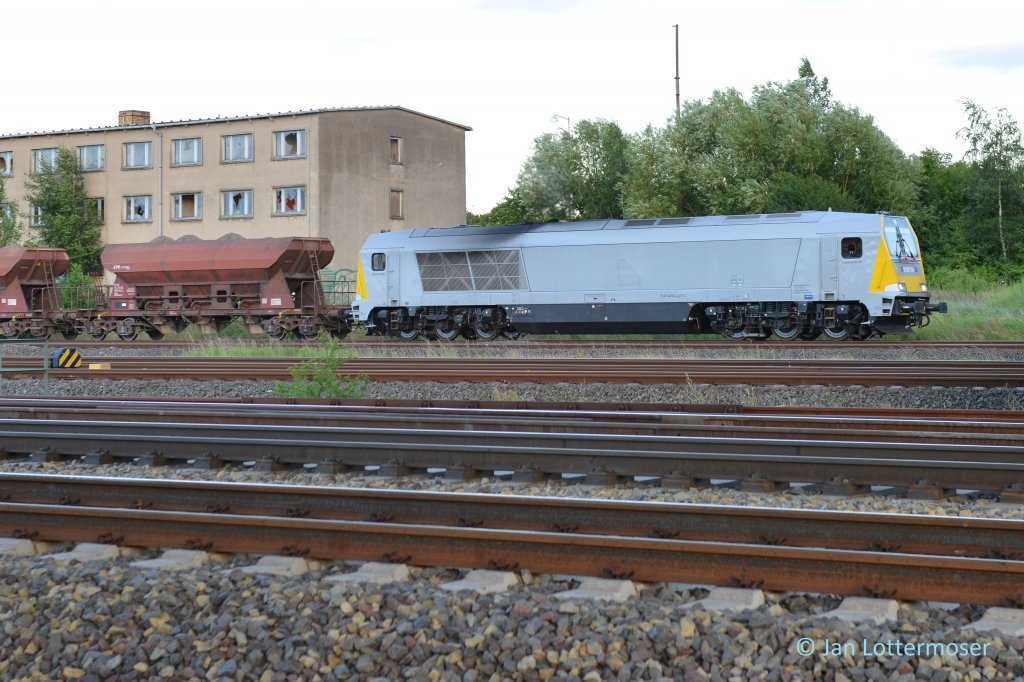 22.07.2012. Maxima 30 CC (92 80 1263 004-4 D-VTLT) gesehen in Oebesfelde-Weferlingen.