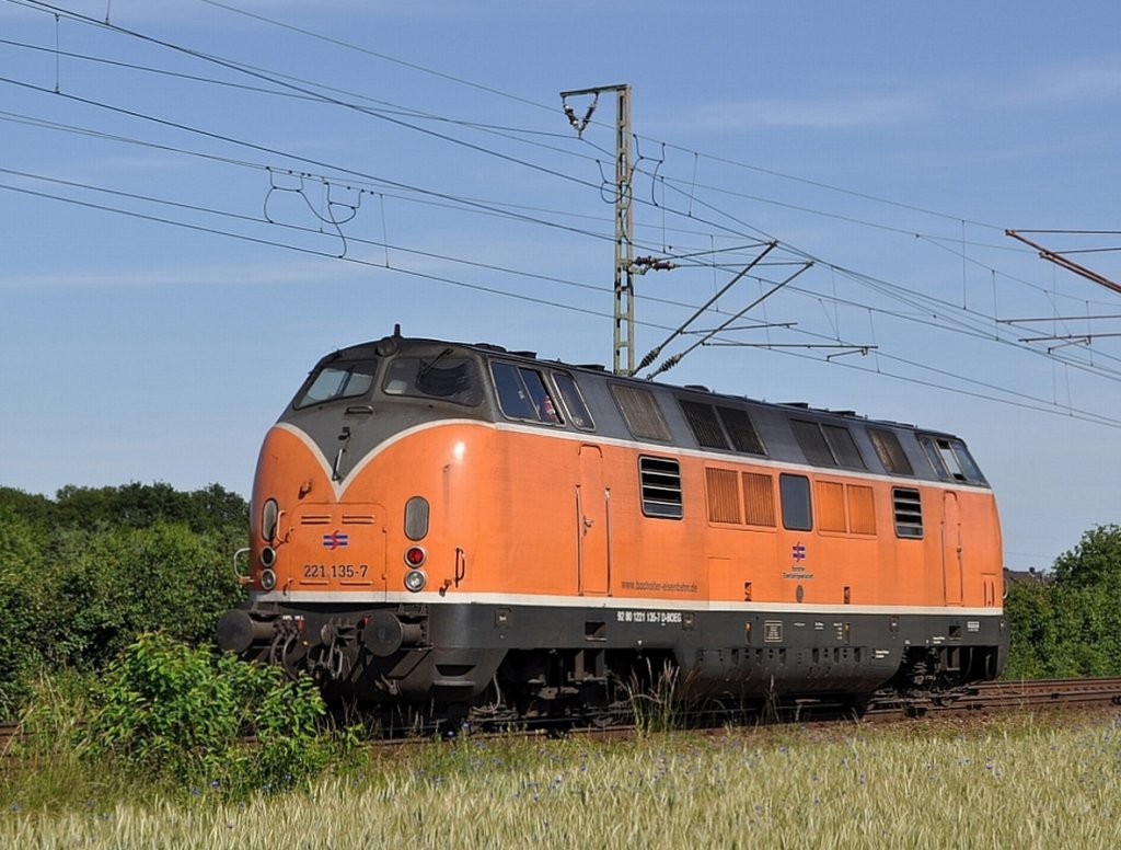 221 135 der BOEG am 16.06.2010 in Voerde