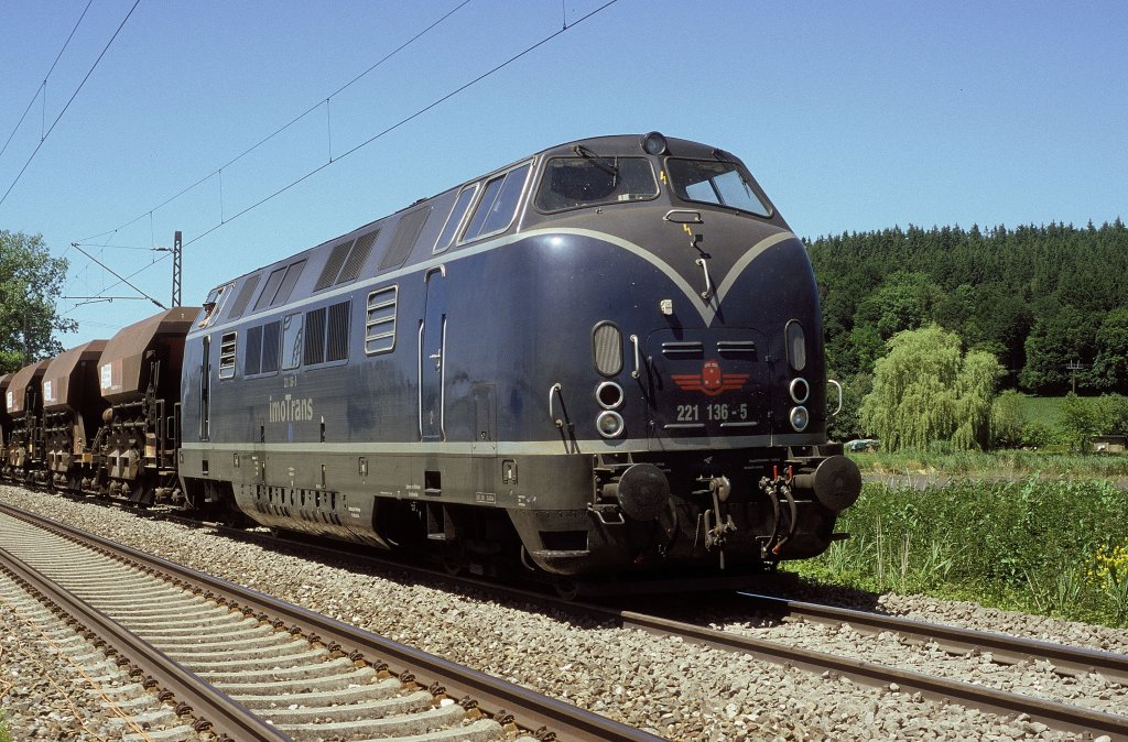 221 136  bei Burgau  19.06.05