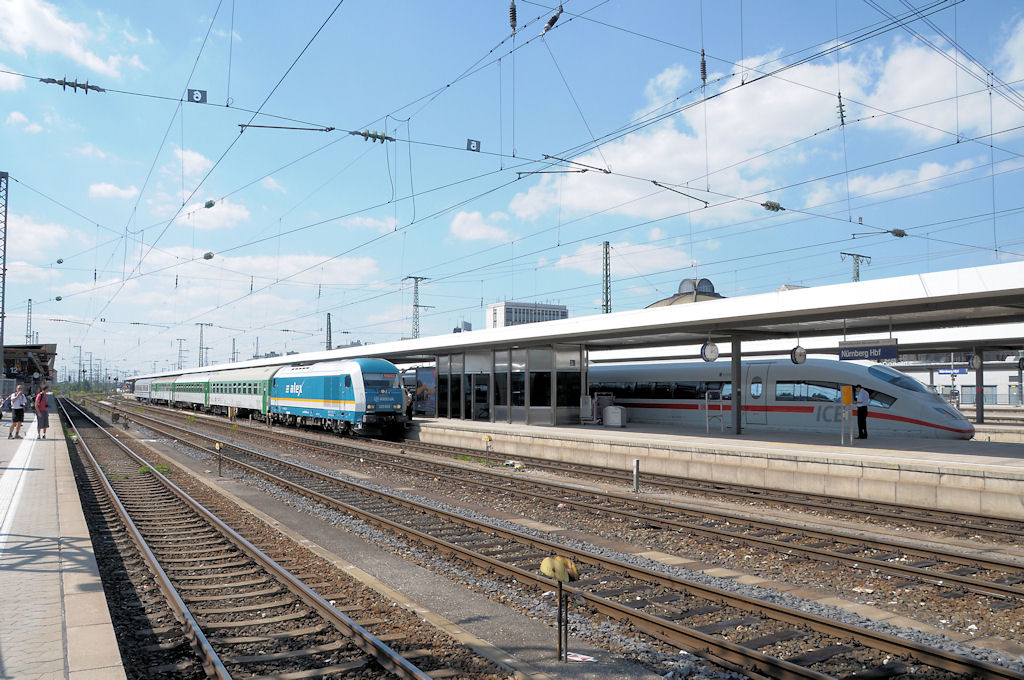 223 063 am 21.08.10 mit dem Alx nach Prag in Nrnberg Hbf