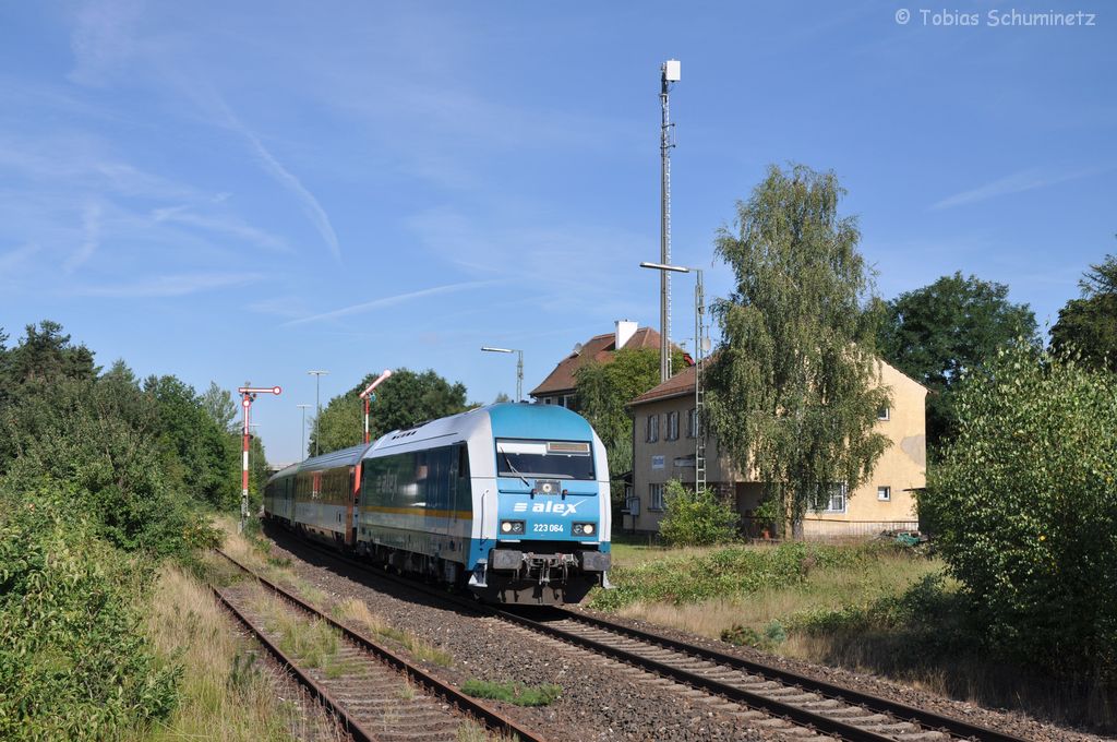 223 064 mit DLr92260 am 12.08.2012 in Hiltersdorf