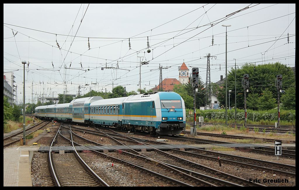 223 066 am 10.06.2012 in Regensburg HBF.