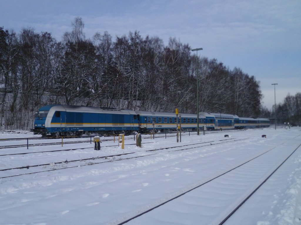 223 070 fuhr am 13.12.12 mit dem ALX nach Mnchen in Marktredwitz ein.