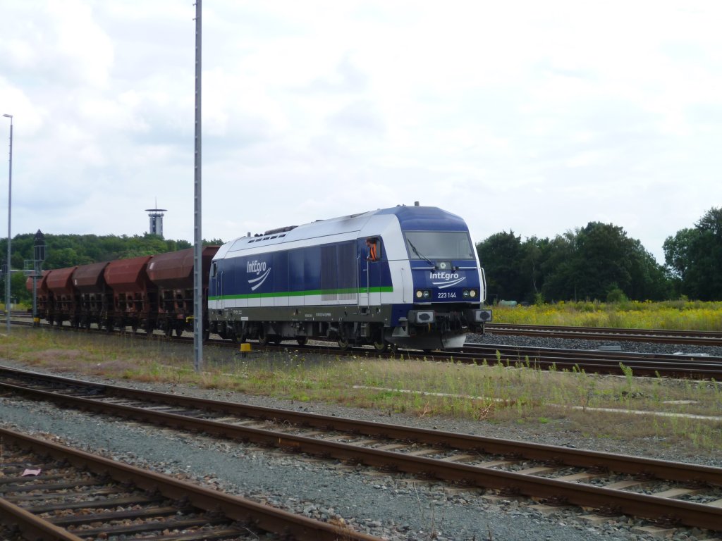 223 144 (PRESS) war am 13.08.11 im Arbeitszug Einsatz.
Gesehen in Plauen/V. oberer Bahnhof.