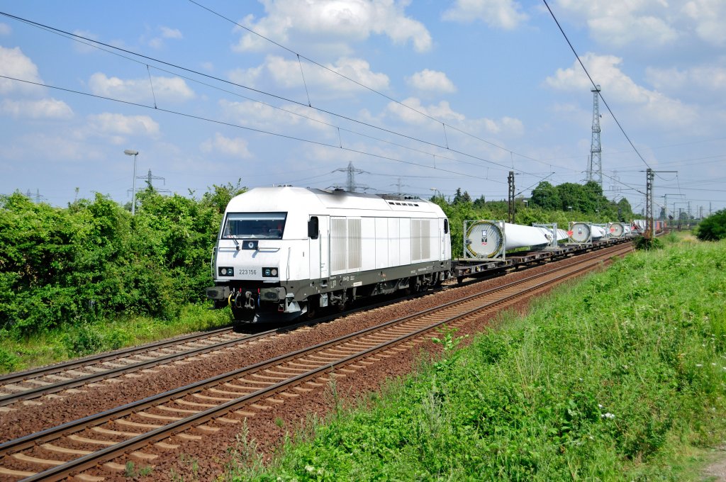 223 156 bei der Durchfahrt Ahlten am 26.07.12!:)