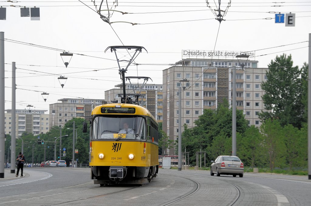 224 246, 247 & 244 048 am 29.05.10 am Postplatz/Dresden