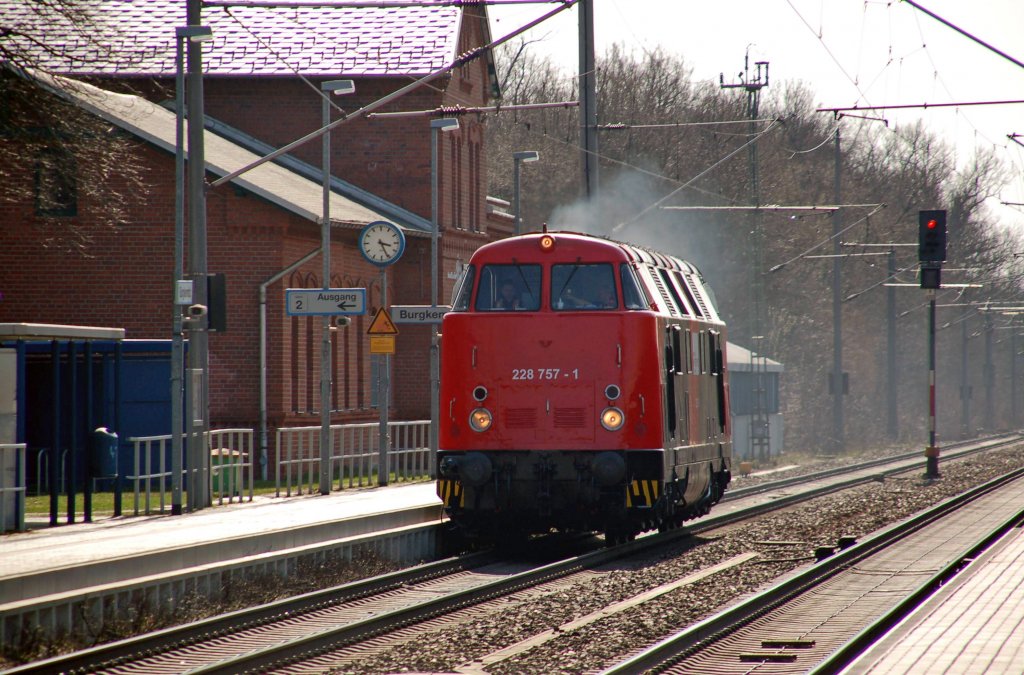 228 757 der Erfurter Bahnservice durchf�hrt am 30.03.10 Burgkemnitz Richtung Wittenberg.