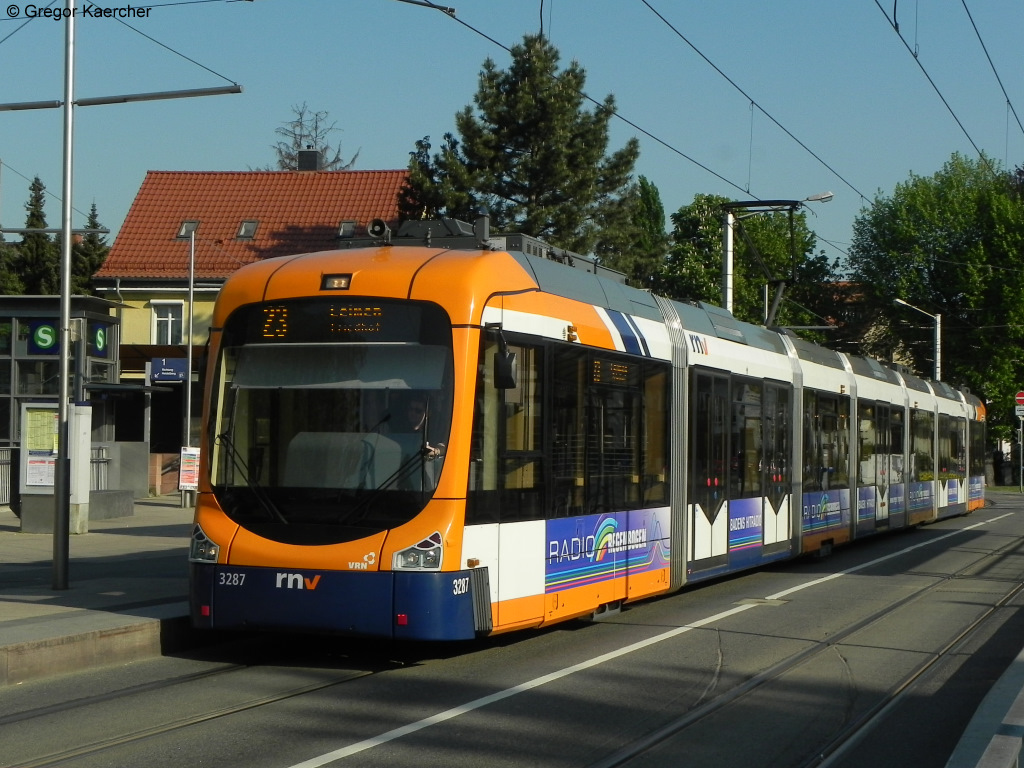 23.04.2011: Wagen 3287 in Heidelberg Weststadt / Sdstadt. 