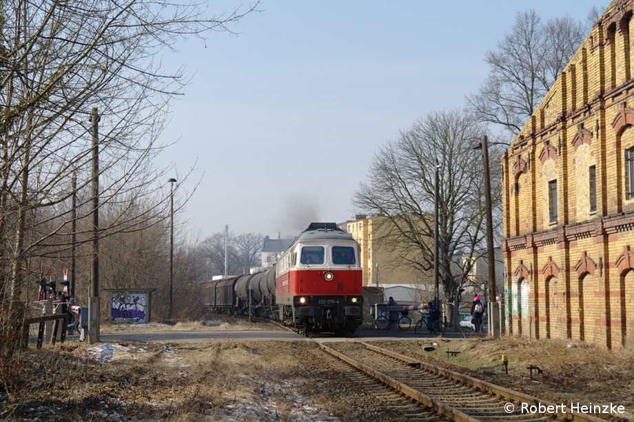 232 079-4 vor einem Gz Ri Zagan in Forst am 25.02.2011