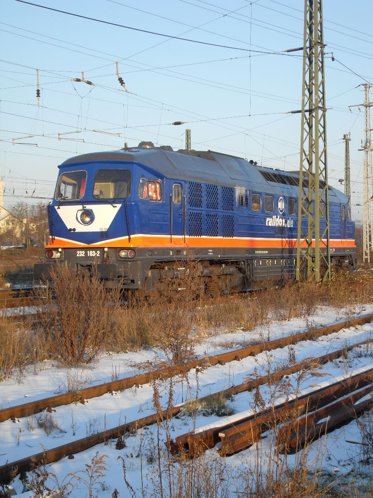 232 103 am 04.12.2010 in Stendal.