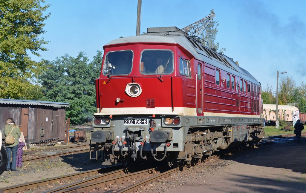 232 158 der LEG war am 15.10.11 im Bw Leipzig-Plagwitz als Gastfahrzeug ausgestellt.