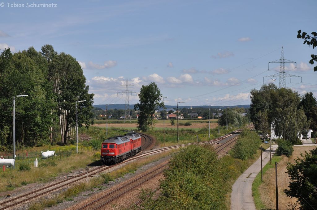 232 330 + 262 am 12.08.2012 als LZ Fahrt im Bahnhof Irrenlohe