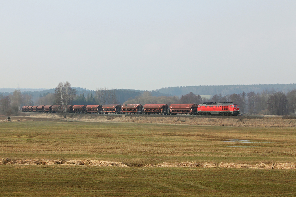 232 330 mit GC 62037 am 29.03.2013 bei Wernberg.