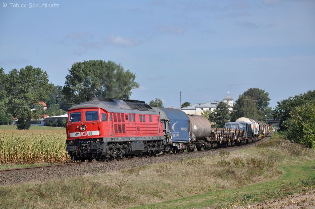 232 330 mit umgeleitetem EK45365 am 16.09.2012 bei Rothenstadt