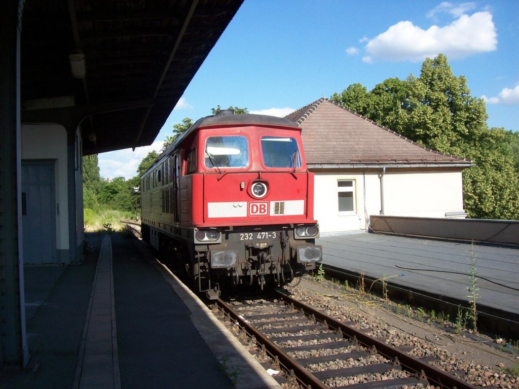 232 471-3 Steht am Bahnsteig in Zeitz 05.07.2008