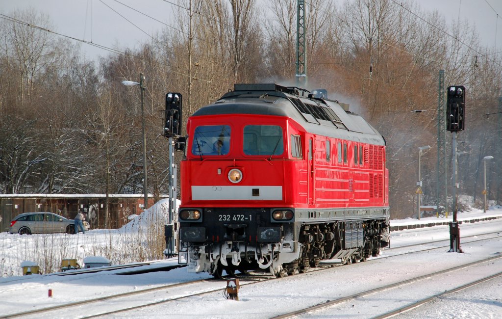 232 472 beschleunigt am 10.12.10 in Leipzig-Thekla Richtung Mokau.