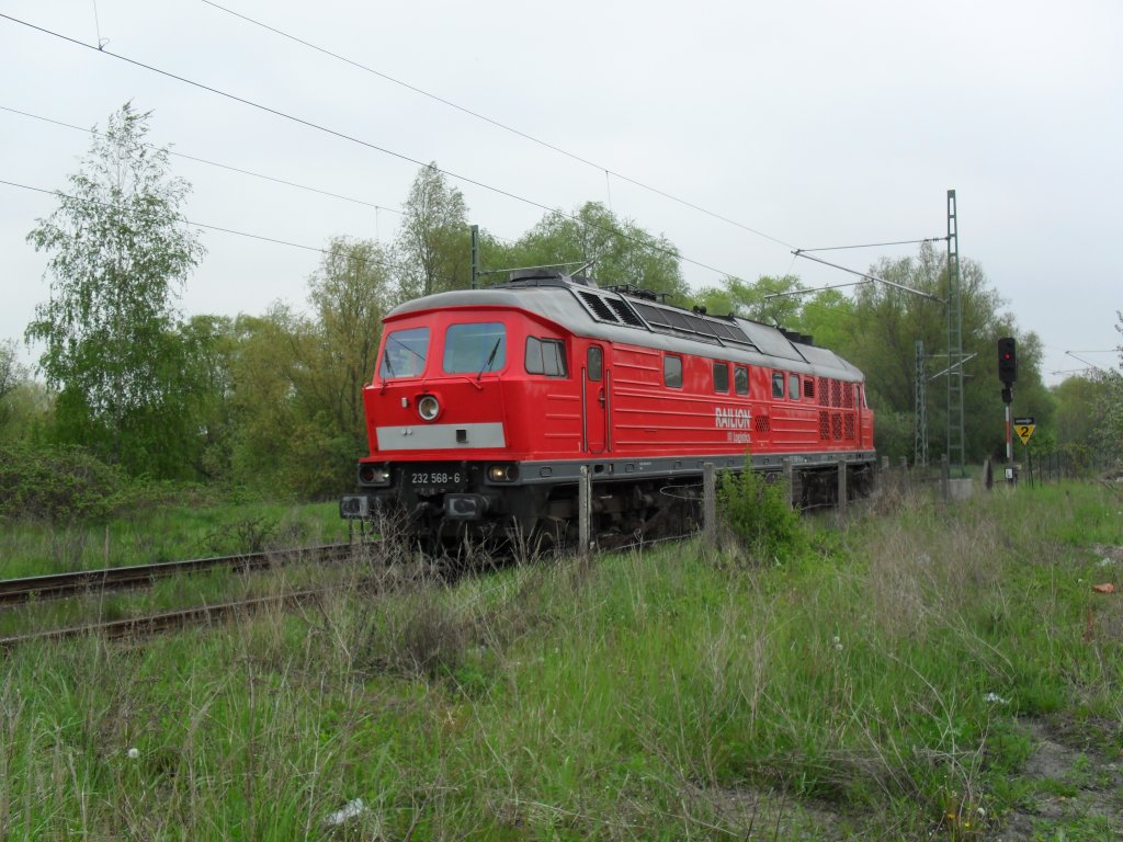 232 568  auf dem Weg zum Hafen am 19.5.10