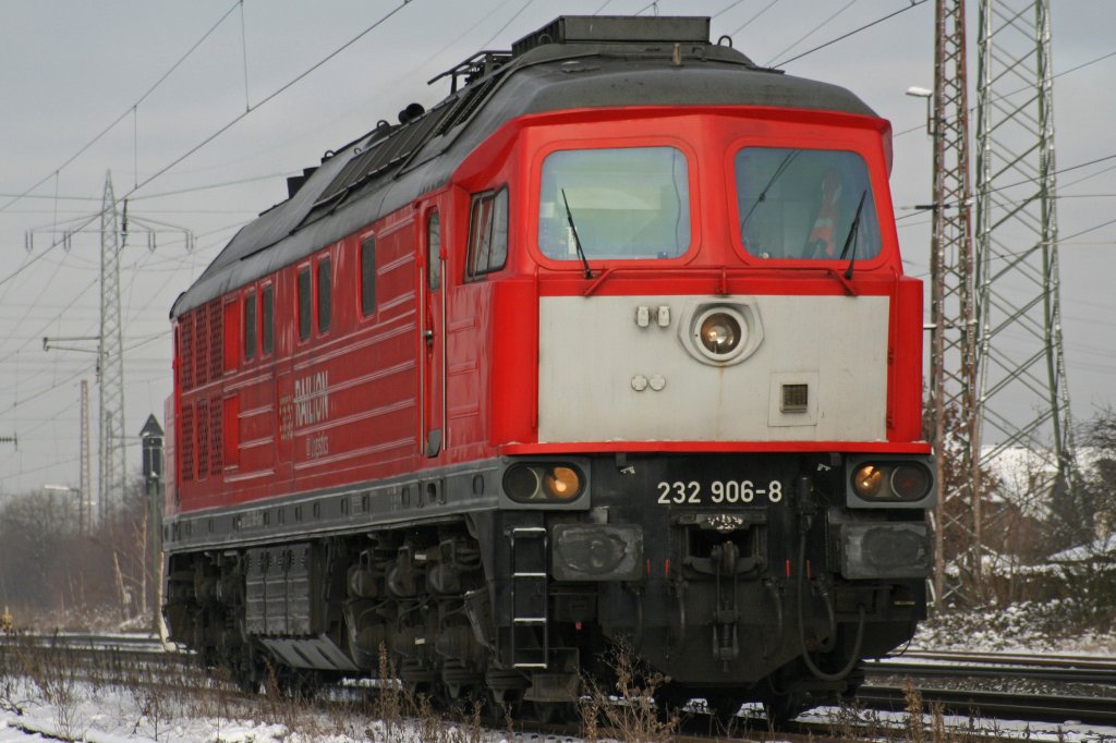 232 906 fhrt am 6.1.2010 LZ durch Ratingen-Lintorf 