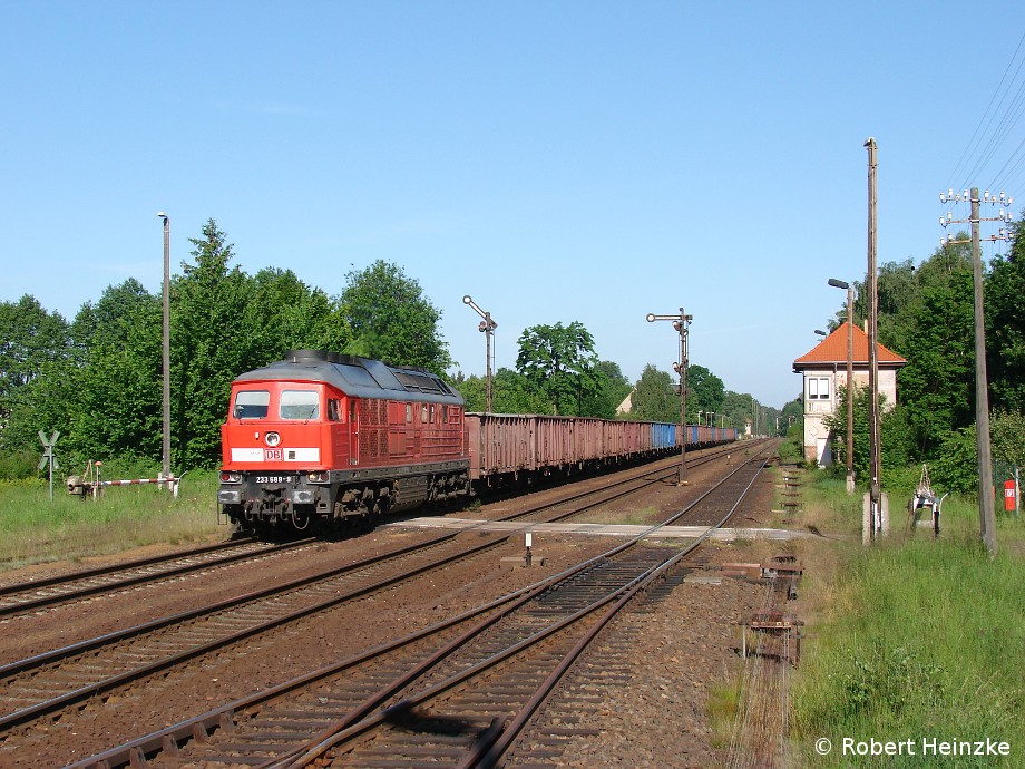 233 689-9 mit einem Gz in Ri Horka in Mcka am 04.06.2010