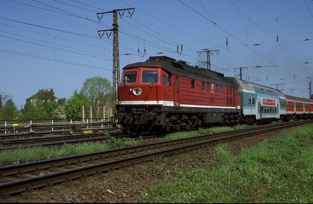 234 144  Dresden  30.04.00