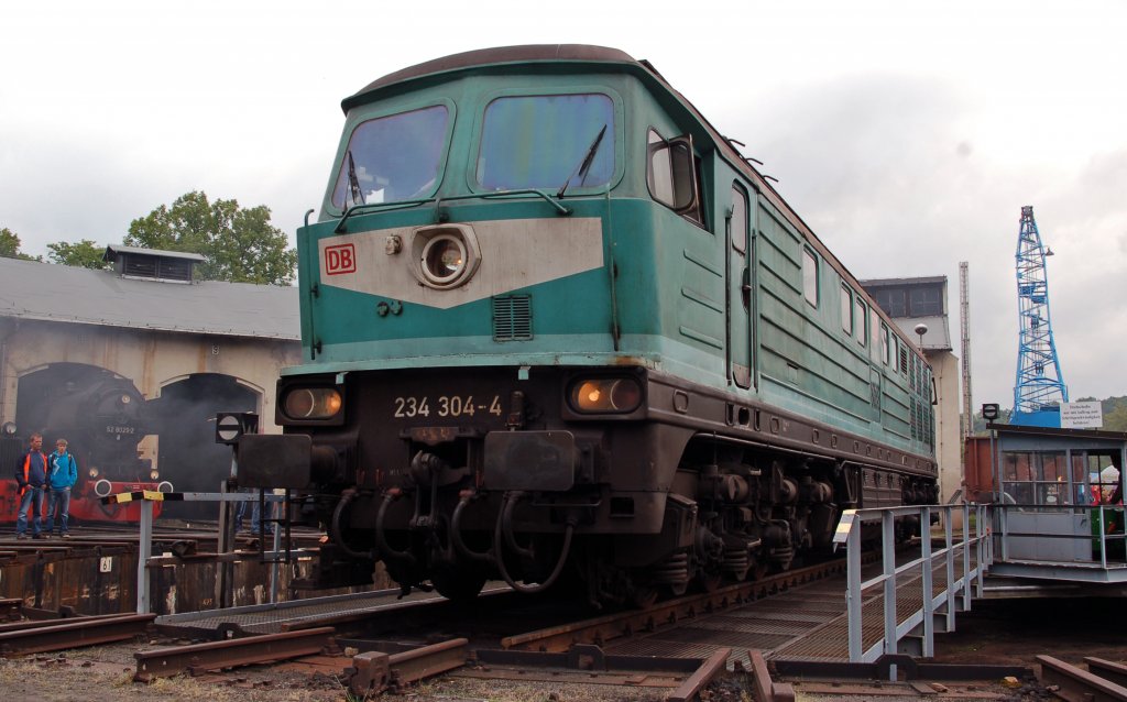234 304 wurde am 15.05.11 im Bw Nossen auf der dortigen Drehscheibe pr�sentiert.