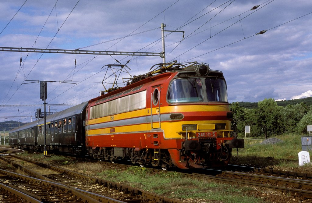 240 111  Kozarovce  23.08.98