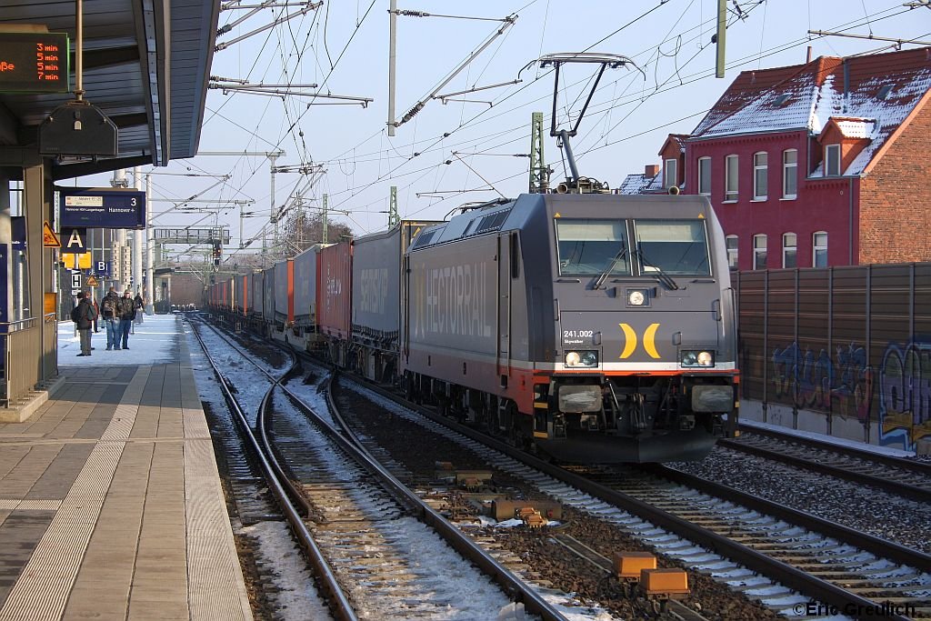 241 002 am 16.2.2010 in Hannover Linden/Fischerhof.