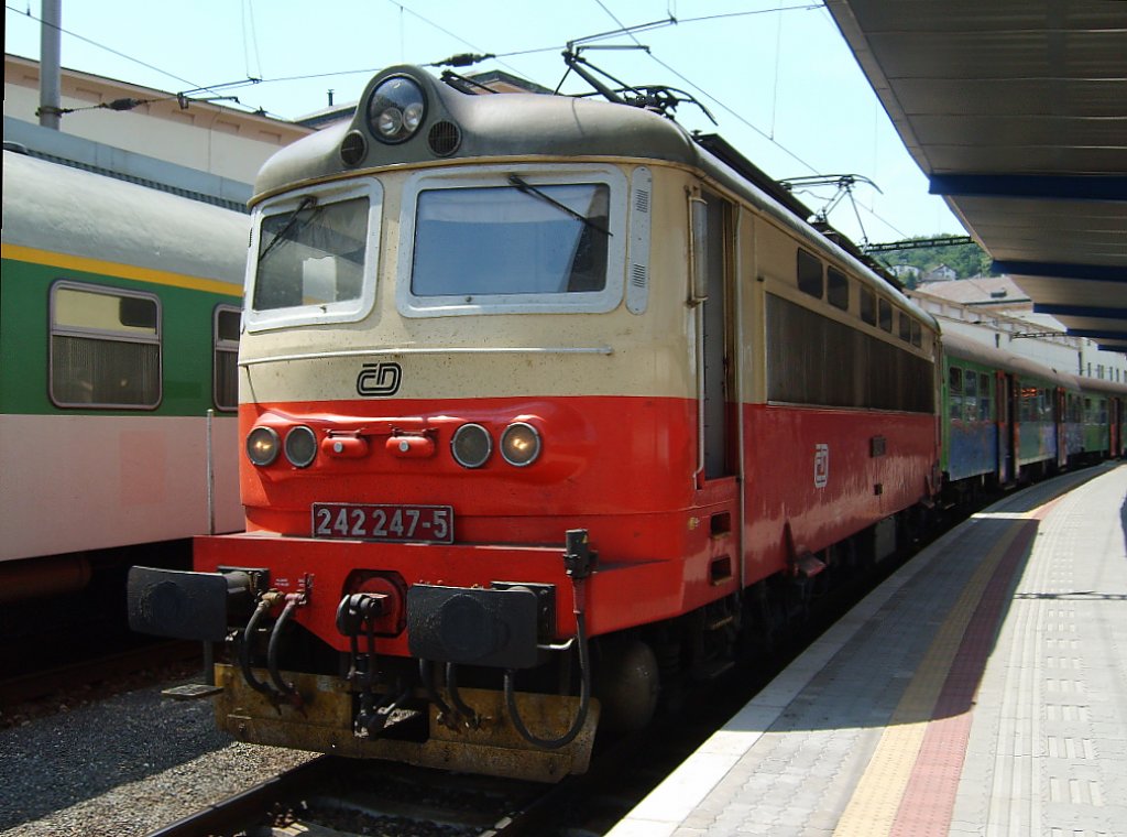 242 247-5 in Bratislava hl. am 8.6.2007