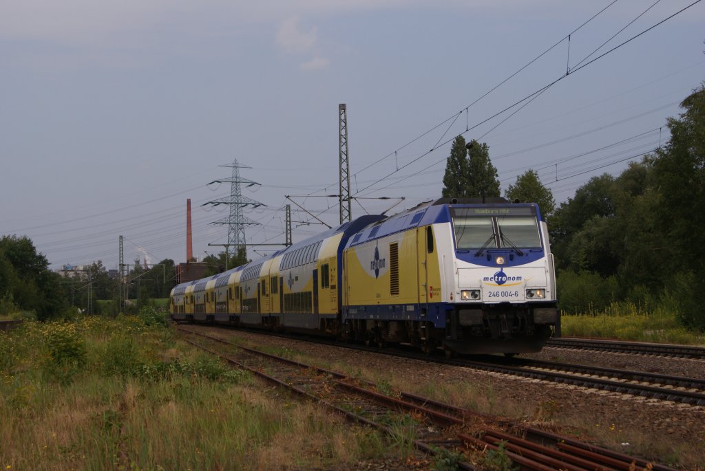 246 004-6 mit einem Metronom nach Hamburg Hbf in Hamburg-Unterelbe am 26.07.2011