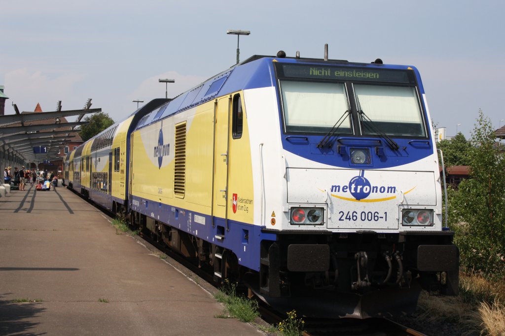 246 006 mit einem ME in Cuxhaven am 12.07.2010