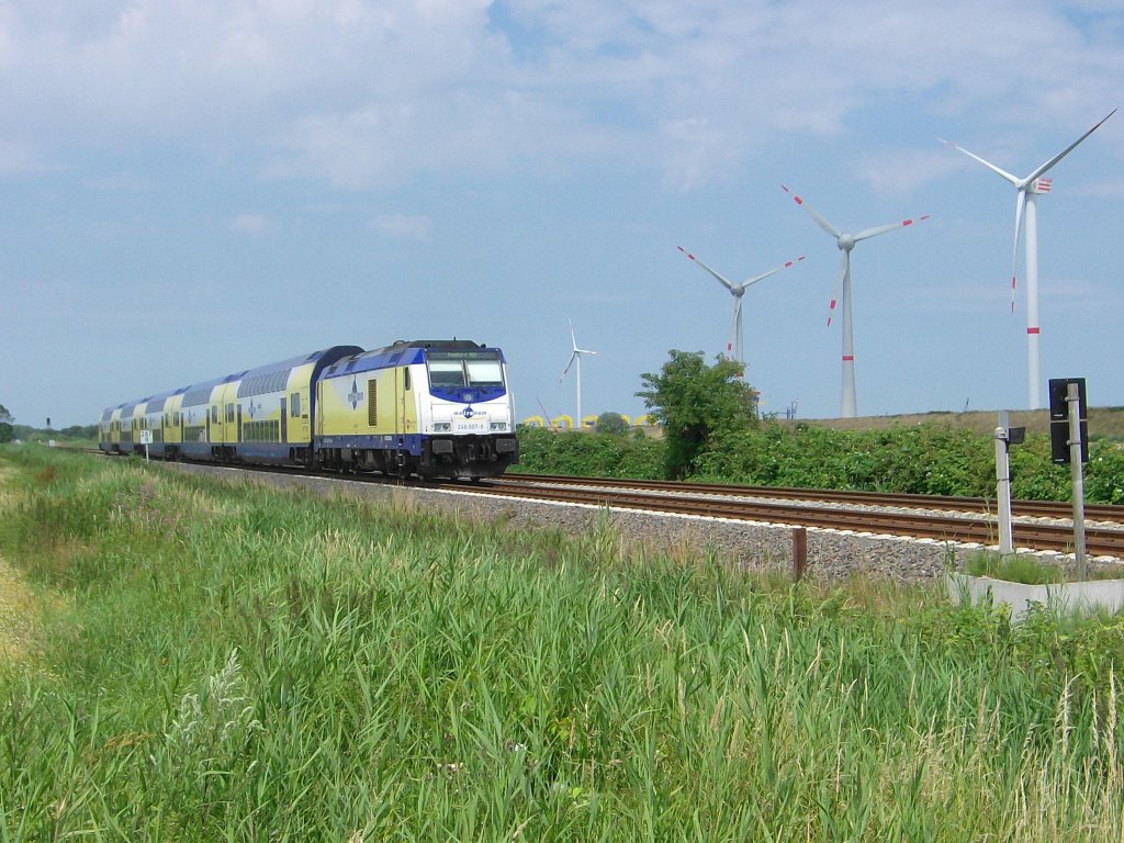 246 007-9 mit einem Metronom zwischen Cuxhaven und Otterndorf in H�he km 267,6. (14.07.2009)