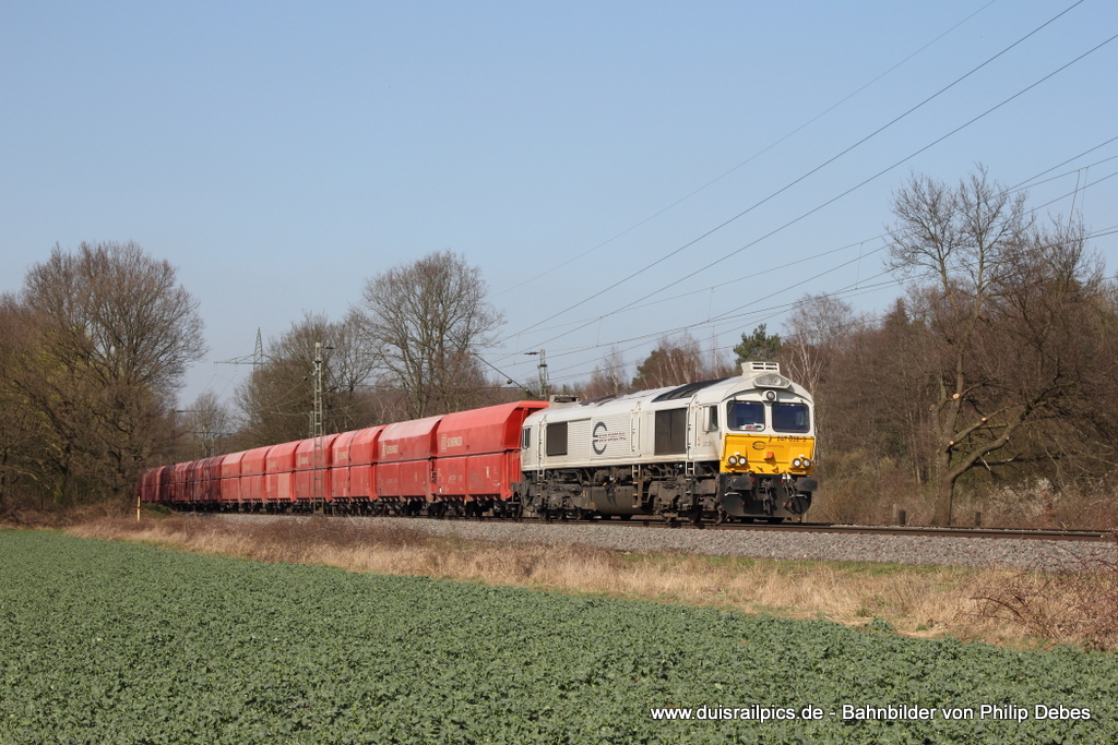 247 038-3 (Euro Cargo Rail) fhrt am 23. Mrz 2012 um 14:17 Uhr mit einem Gterzug durch Ratingen