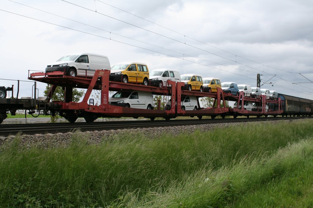 25 80 4293 789-0 in einem gemischten Gterzug Richtung Schweizer Grenze am 23.05.13 bei Hgelheim.