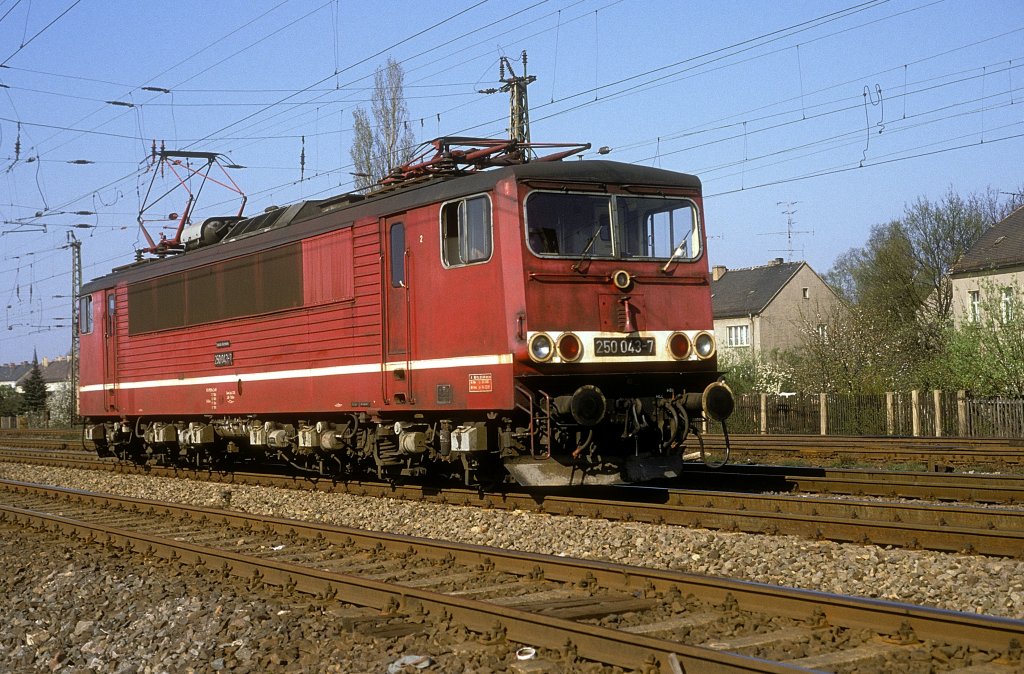250 043  Gaschwitz  01.04.90