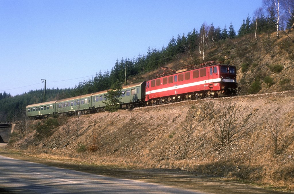 251 002  bei H�ttenrode  21.02.90