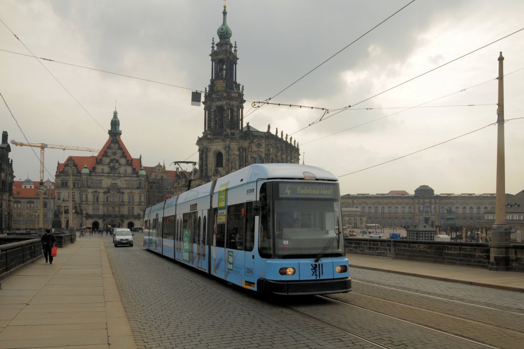 2544 am 14.03.11 auf der Augustusbrcke/Dresden