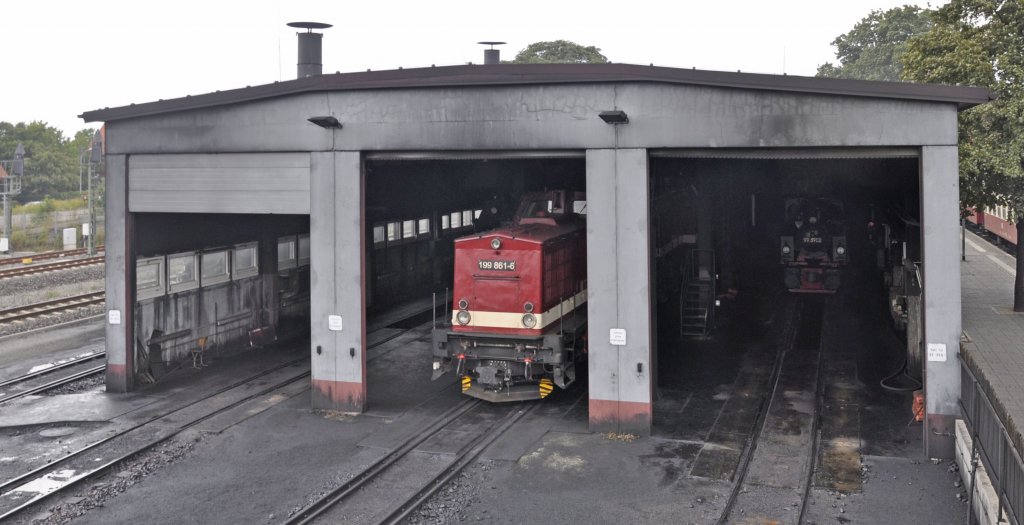 26.08.12 Bw Wernigerode ; auch hier heit es: Kleingedrucktes lesen. Fr die beiden ueren Gleise gilt:Halt fr BR 199.8